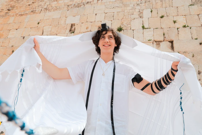 צילום לבר מצווה בכותל בירושלים